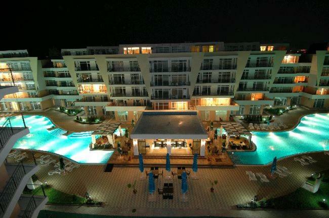 Apartament Grand Kamelia Apartamento Sunny Beach Exterior foto
